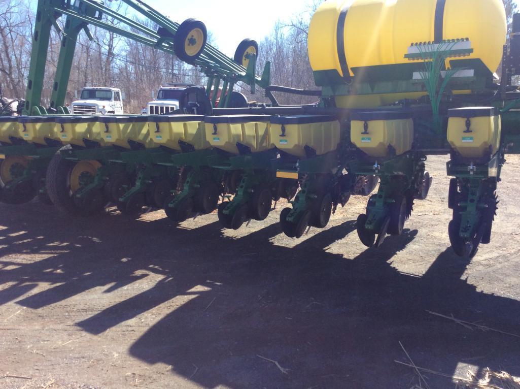 2013 John Deere 1770 NT Max Emerge XP 24-row corn planter; 30in spacing; 2-pt hitch; pneumatic down