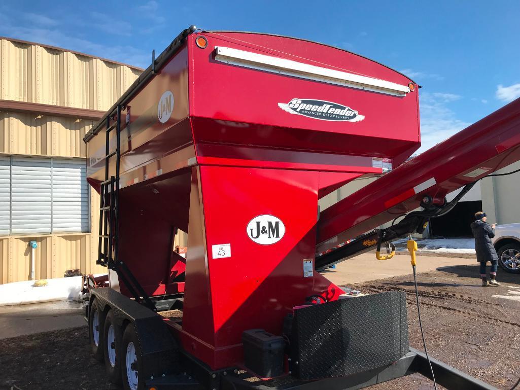 2014 J&M 375 ST seed tender wagon; tri-axle carrier; tube conveyor discharge; Honda GX340 gas power