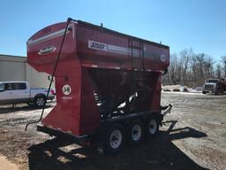 2014 J&M 375 ST seed tender wagon; tri-axle carrier; tube conveyor discharge; Honda GX340 gas power