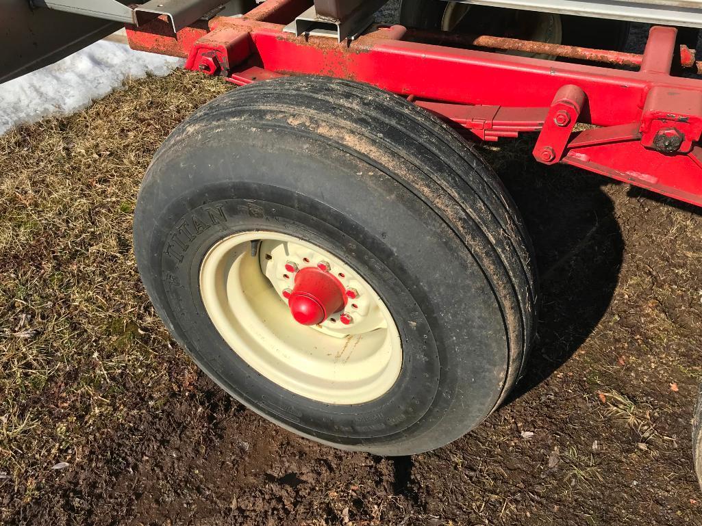 2003 AG Systems AG-500 stainless steel fertilizer spreader wagon; tandem axle; single spinner;