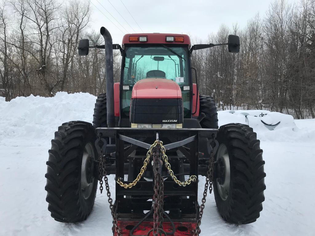 2001 Case IH MX150 tractor; CHA; MFD; 16-speed powershift trans; 14.9 x 46 axle duals; 14.9 x 30