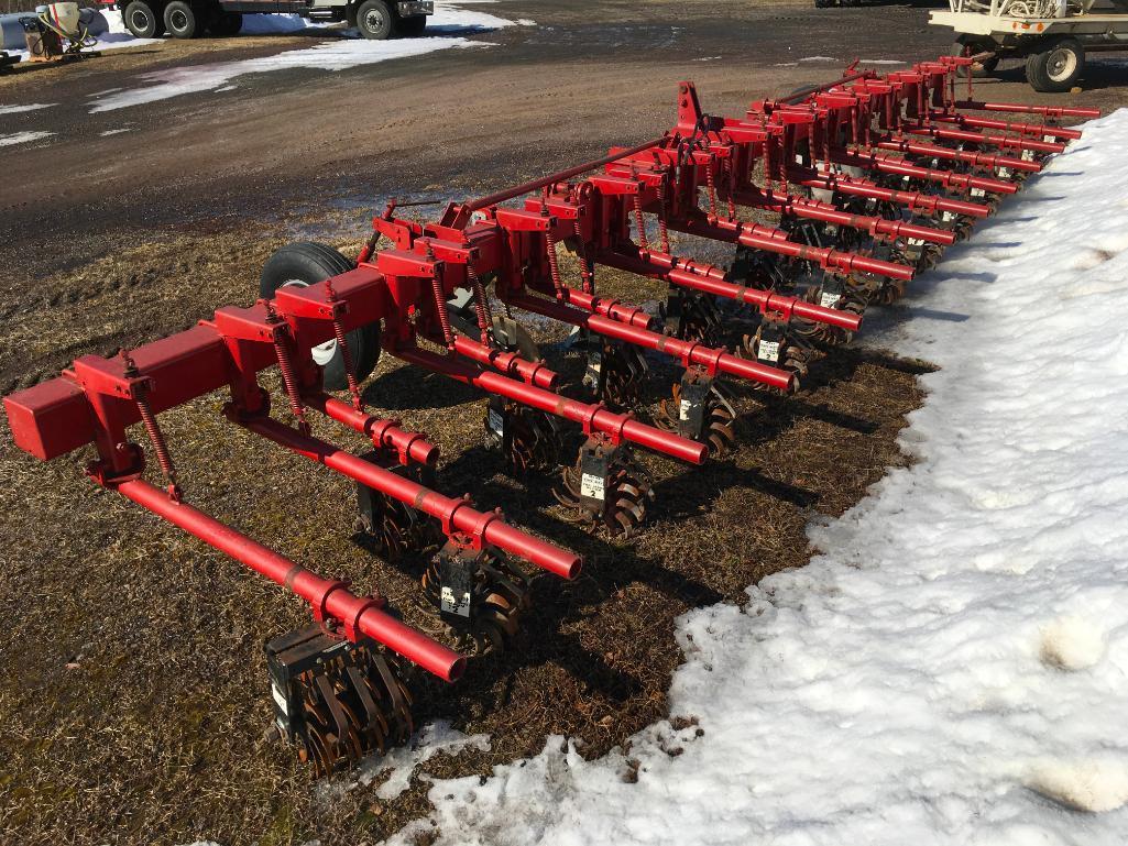 Lilliston 12-row 3pt mount rotary cultivator; 30in spacing; 3-spider units & 4-spider outside units;