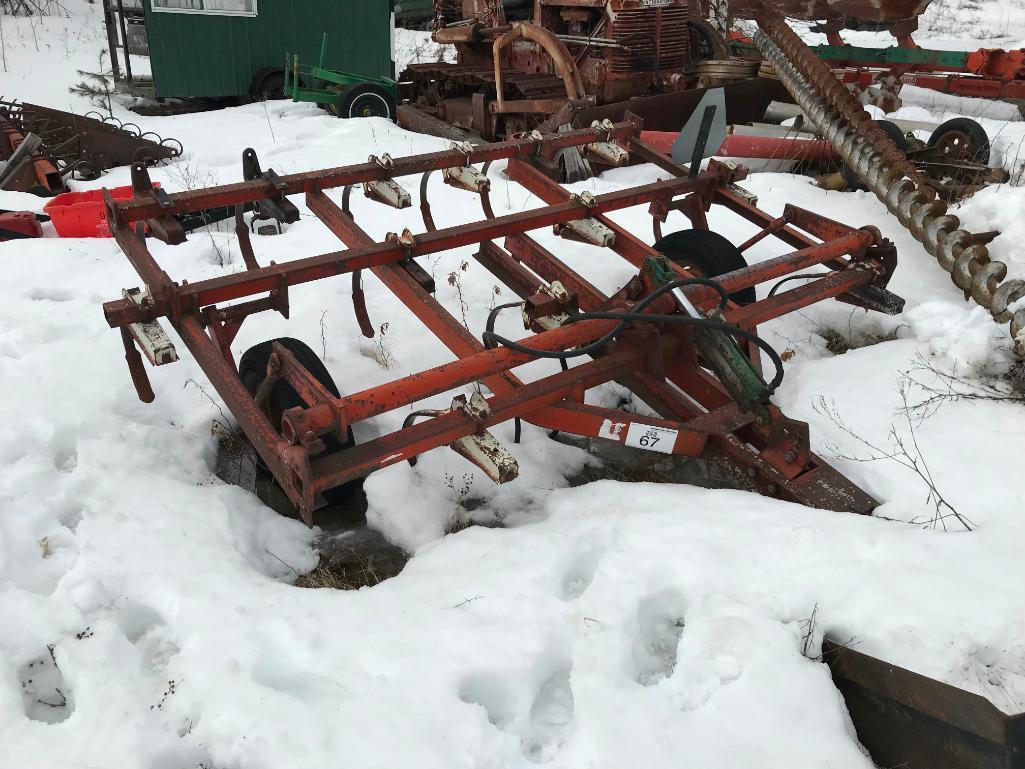 IHC 4500 10ft vibra shank field cultivator.