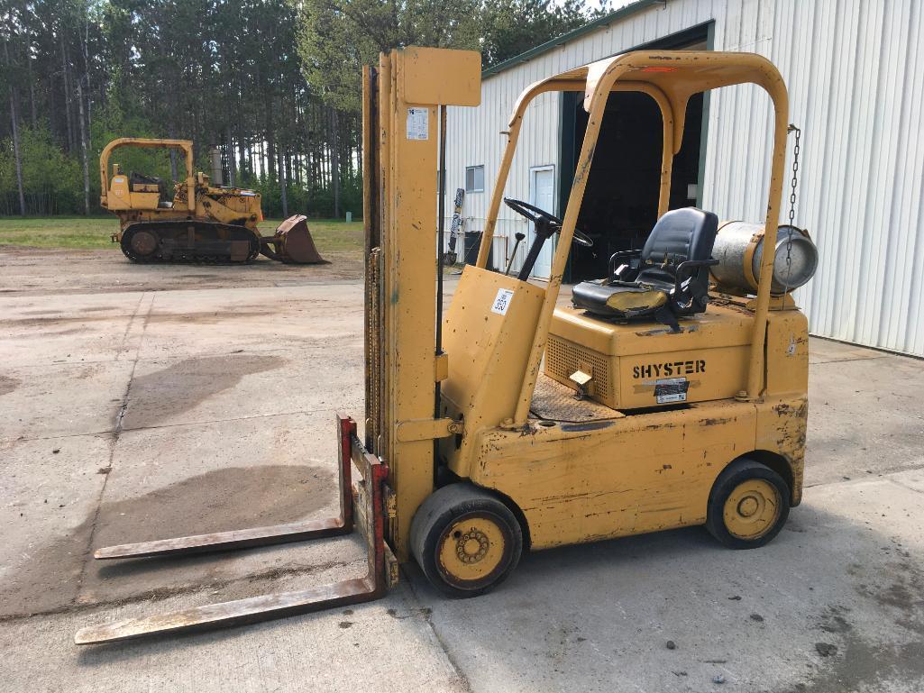 Hyster S50C 5,000 lb. LP gas forklift; 187in lift; cushion tires; 6,136 hours; s/n C002D20109Y.