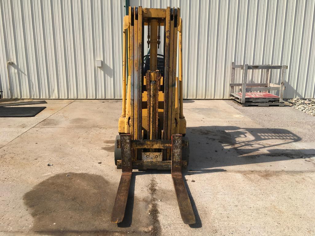 Hyster S50C 5,000 lb. LP gas forklift; 187in lift; cushion tires; 6,136 hours; s/n C002D20109Y.