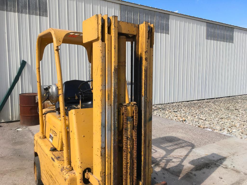 Hyster S50C 5,000 lb. LP gas forklift; 187in lift; cushion tires; 6,136 hours; s/n C002D20109Y.