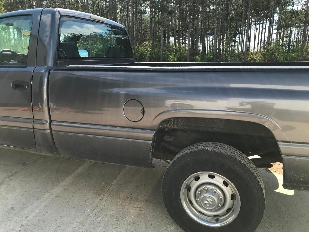 (TITLE) 2002 Dodge Ram 2500 pickup truck; 2x4; V-8 gas; auto; 8ft box; 149,485 miles; vin