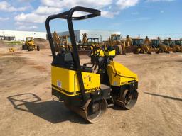 2001 Wacker RD11A double drum vibratory roller; 36in drums; Honda 18 hp. gas; water tank; 257 hours;