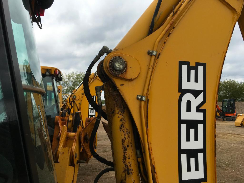 2006 John Deere 310SG tractor loader backhoe; cab w/ AC; ext hoe; powershift trans; ride control;