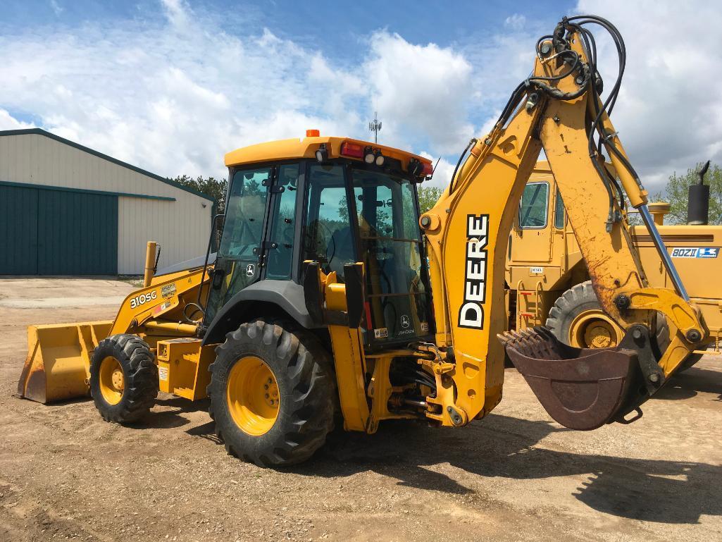 2006 John Deere 310SG tractor loader backhoe; cab w/ AC; ext hoe; powershift trans; ride control;