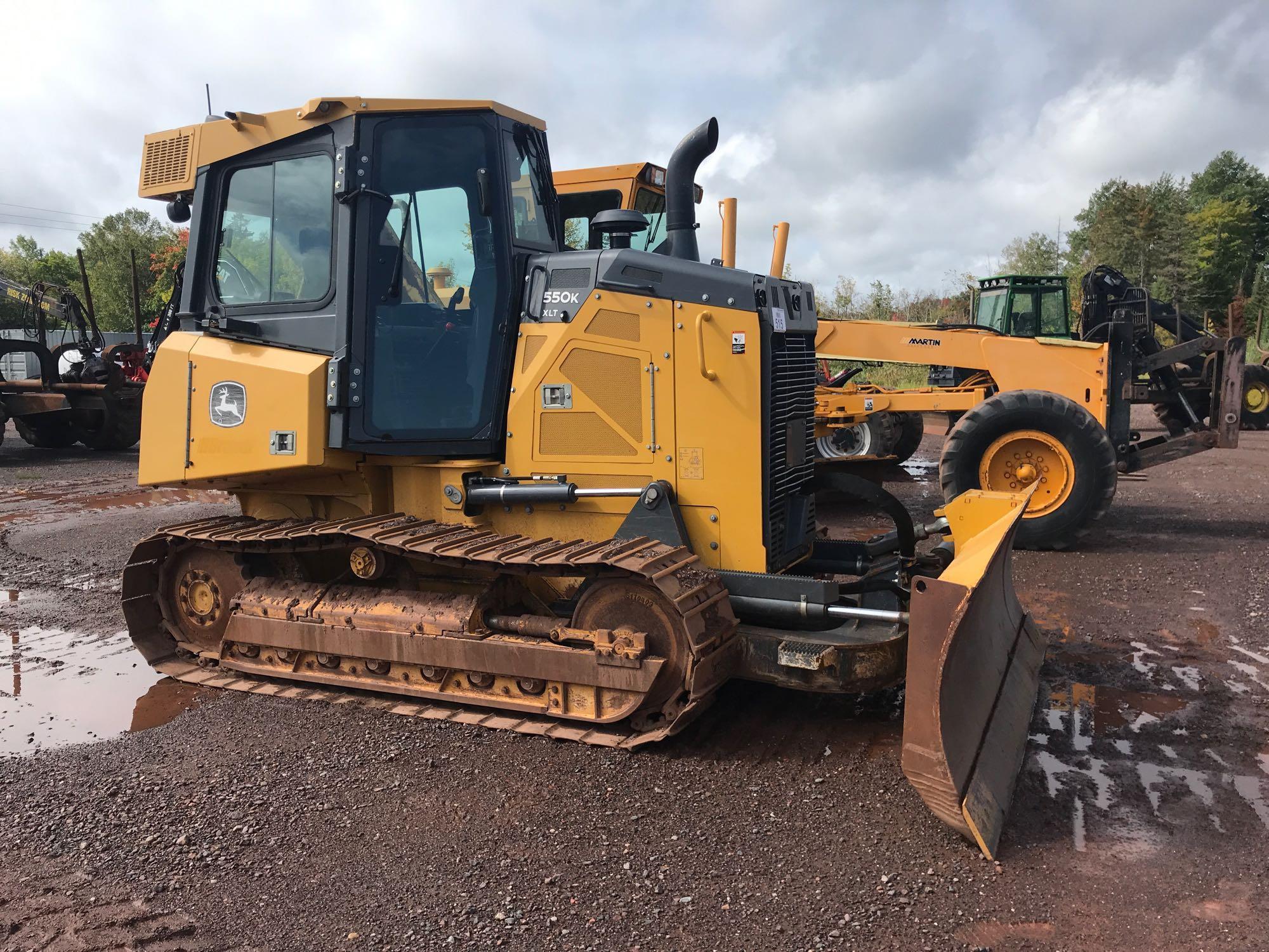 2016 John Deere 550K XLT crawler dozer; cab w/ AC; 6-way blade; hy stat trans; rear drawbar; 2,672