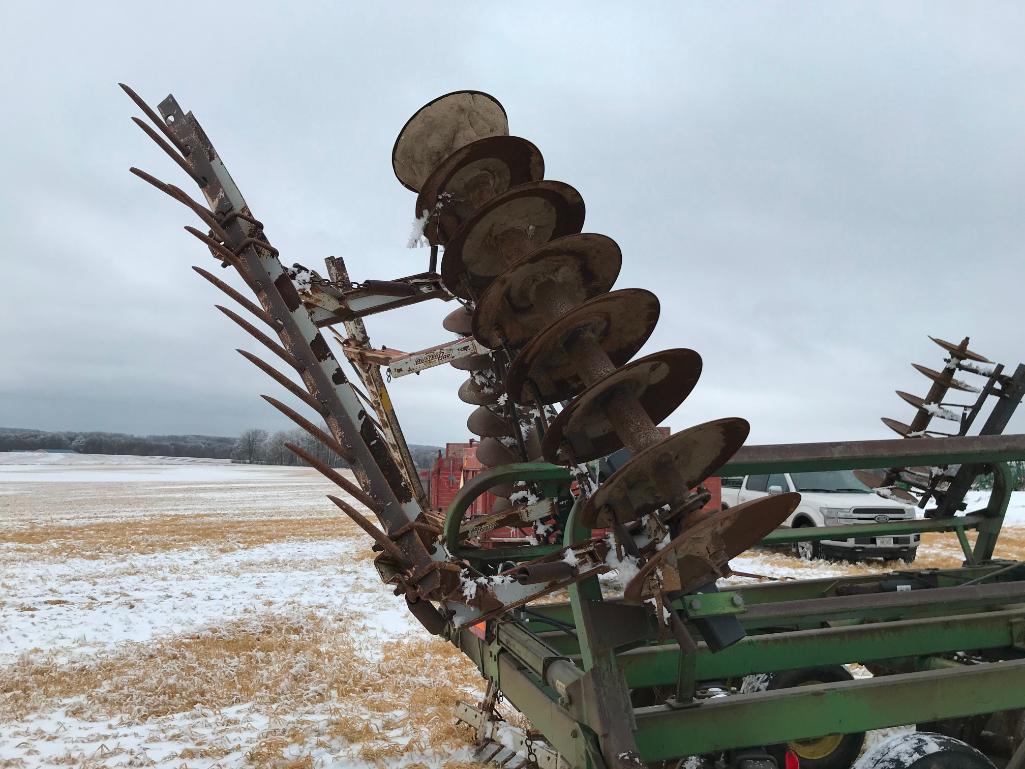 John Deere 230 21' disk w/ buster bar; s/n 029556A.