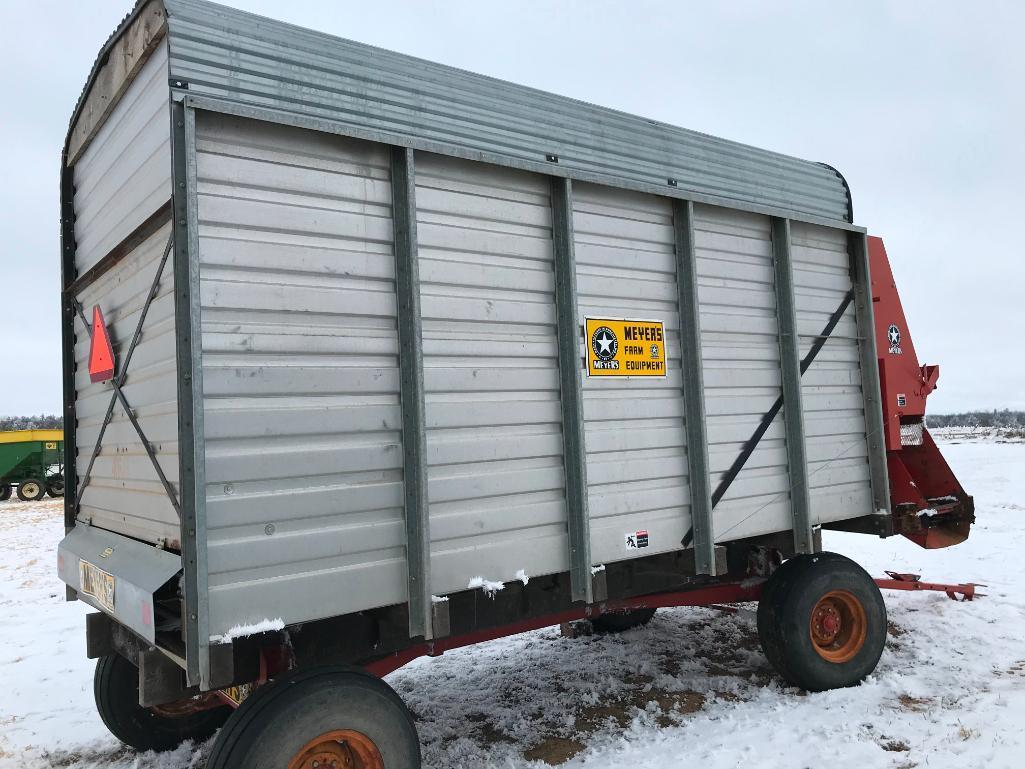 Meyers 400 Series 14' steel chopper box on Meyers 1600 Series single axle running gear; s/n 894004.