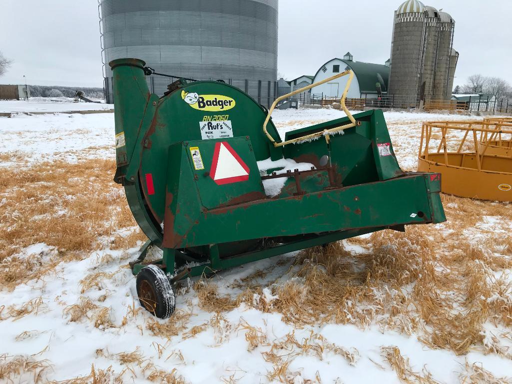 Badger BN 2060 forage blower; s/n 017123BC540-31451.