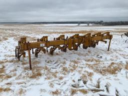 Taylor Way 95411 6-row 3pt no till cultivator; s/n 172503.