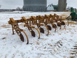 Taylor Way 95411 6-row 3pt no till cultivator; s/n 172503.