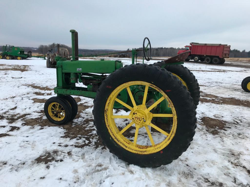 John Deere B unstyled tractor; 11-36 tires; NF; non running; ran when parked; s/n B13647.