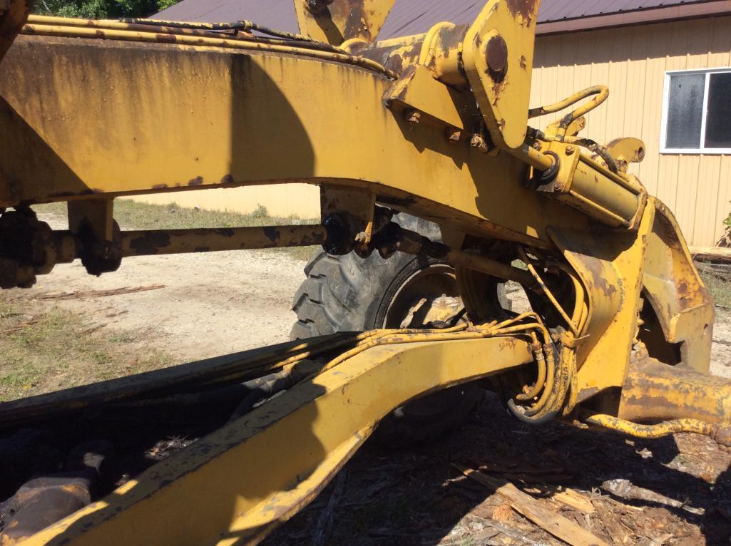 Austin Western 3566 motor grader; Detroit diesel; side shift moldboard; s/n 6408.