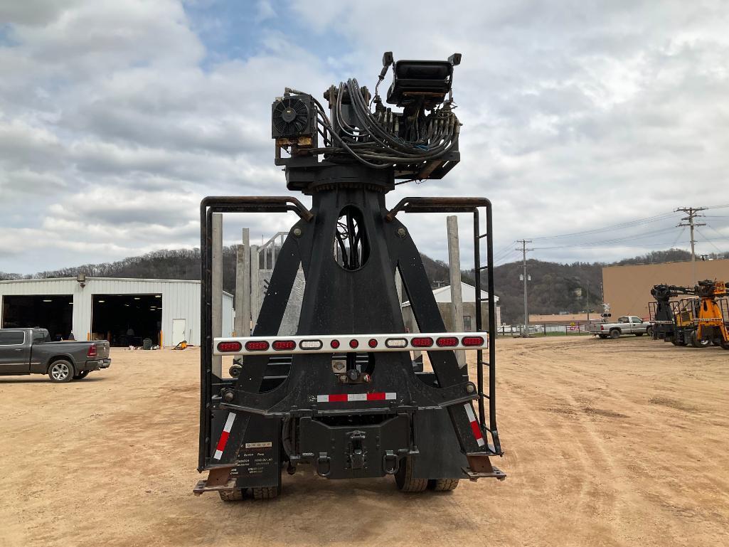 (TITLE) 2017 Mack GU 813 tandem axle log truck; Mack MP8 445 C 12.8 litre engine; Maxi Torque ES 10