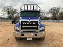 (TITLE) 2017 Mack GU 813 tandem axle log truck; Mack MP8 445 C 12.8 litre engine; Maxi Torque ES 10