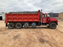 (TITLE) 1989 Mack Econodyne RD690 S quad axle dump truck, Mack EM6-300L 300 hp engine; Maxitorque T