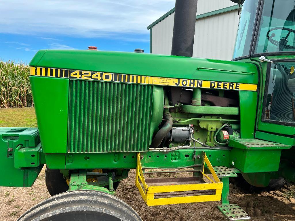 1980 John Deere 4240 tractor, CHA, Quad Range trans, like new Michelin 18.4 x 38 rear tires, 11.00 x