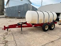 Ag Systems AG 1000 1000-gallon poly nurse tank on tandem axle cart, Honda GX160 gas engine w/ pump,