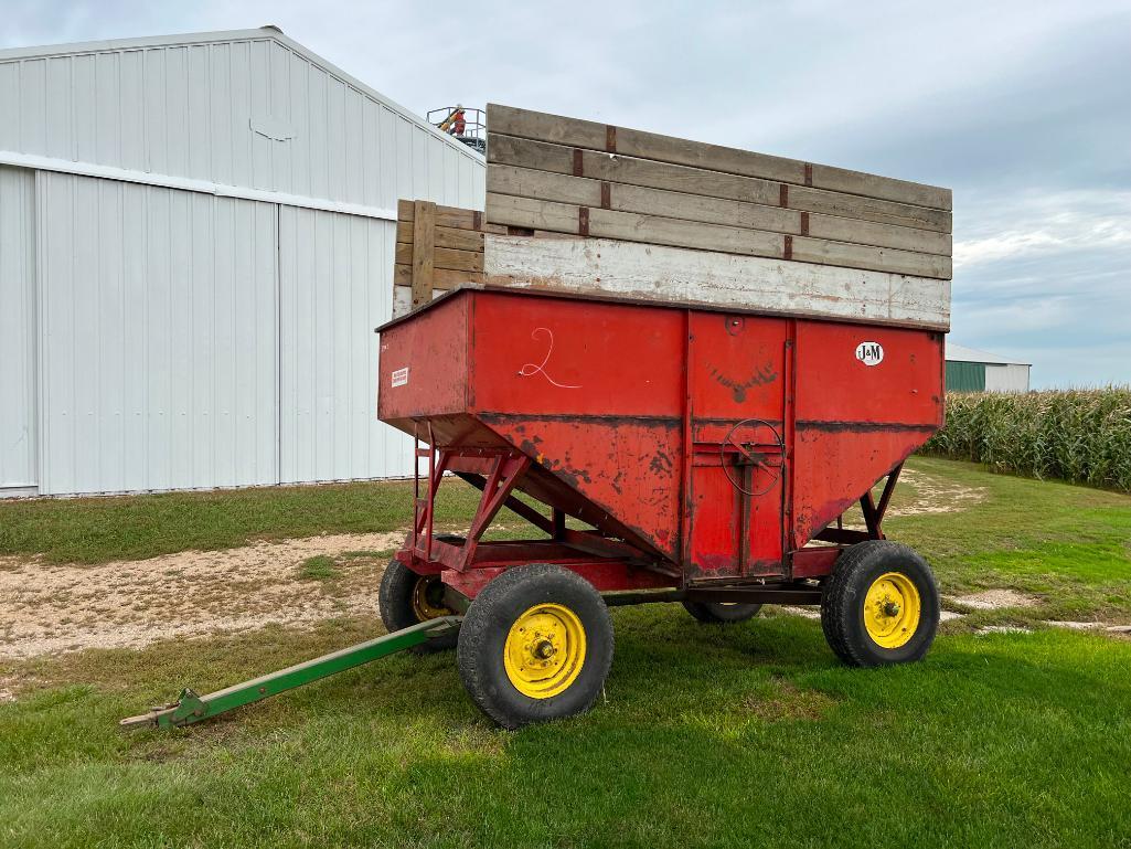 J&M gravity wagon, John Deere 963 4-wheel wagon, wood side extensions, wood lined.