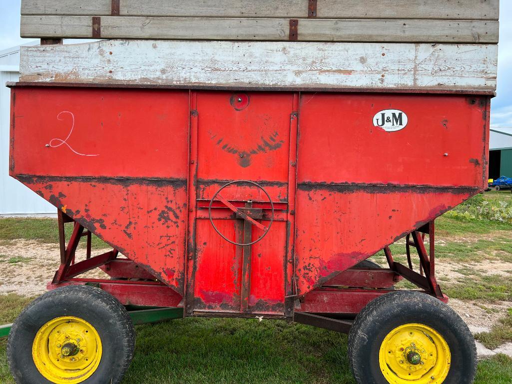 J&M gravity wagon, John Deere 963 4-wheel wagon, wood side extensions, wood lined.