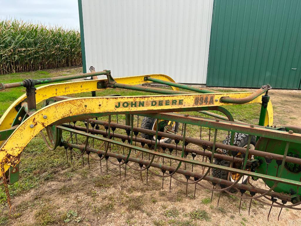 John Deere 894A 4-bar hay rake, rubber mount teeth, SN: 39556.