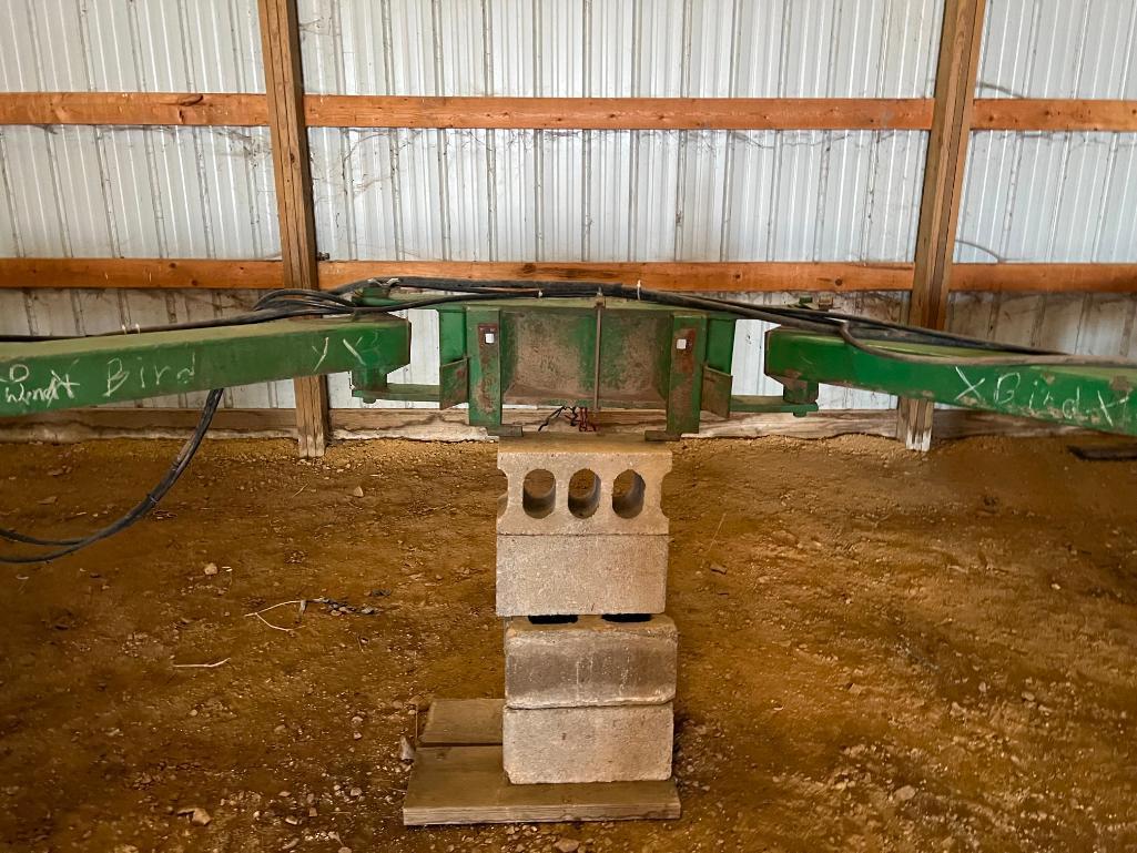 John Deere 725 6-row front mount cultivator, brackets for John Deere 4240 tractor, set up to side