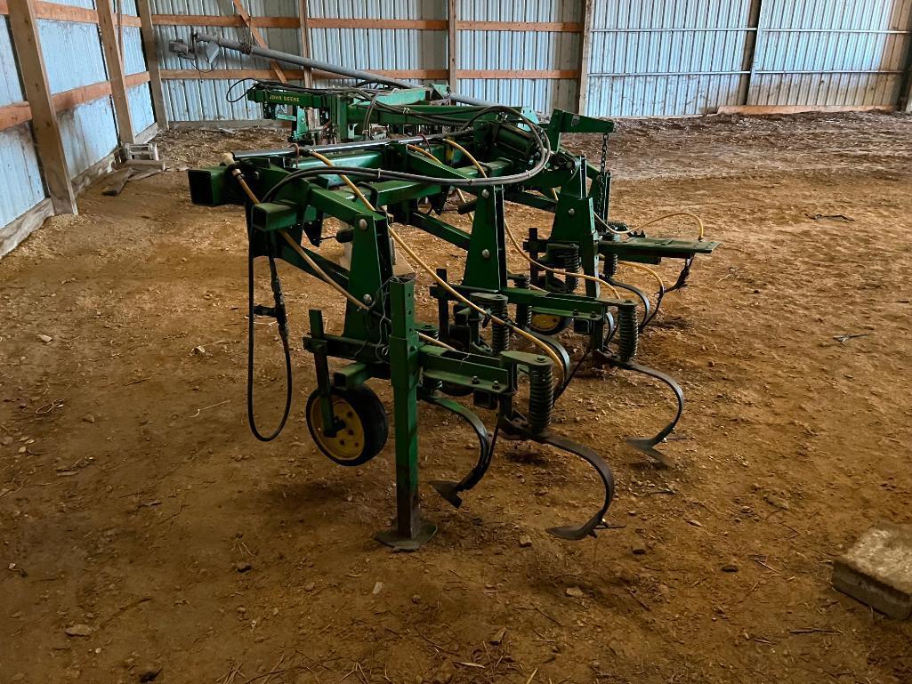 John Deere 725 6-row front mount cultivator, brackets for John Deere 4240 tractor, set up to side