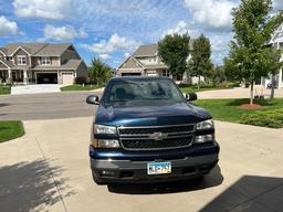 2006 Chevy 1500 Silverado pickup truck, 4 x 4, crew cab, 5.3L gas engine, auto trans, 174,902 miles,