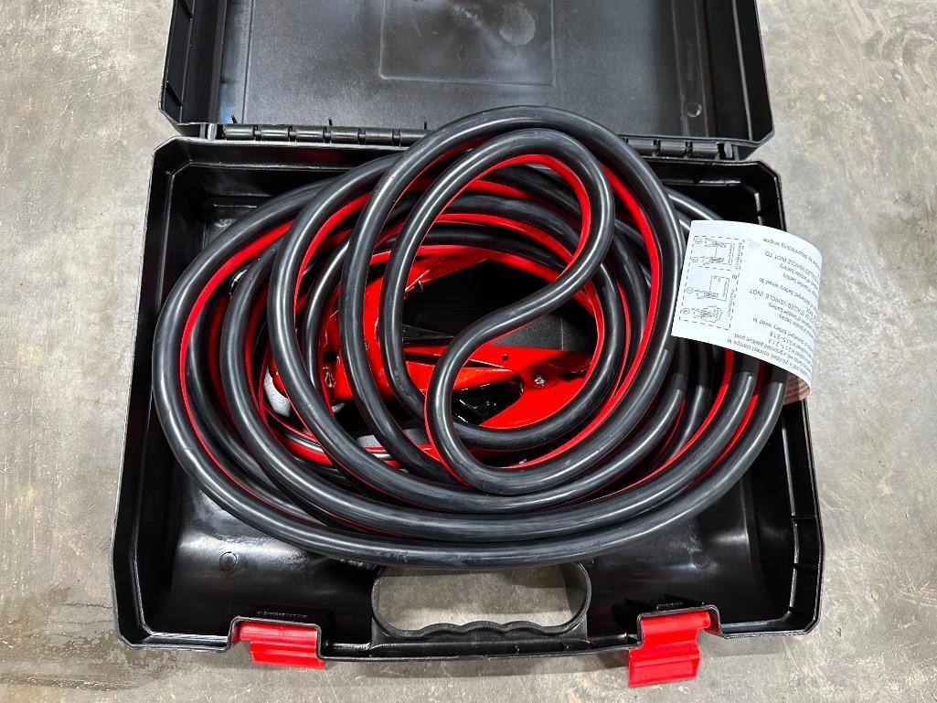 NEW heavy duty 25' 800 amp booster cables.