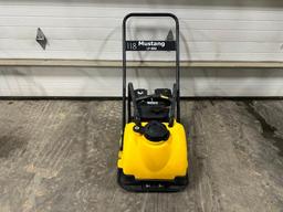 NEW Mustang LF88D gas powered plate compactor, Loncin 196cc engine, water tank.