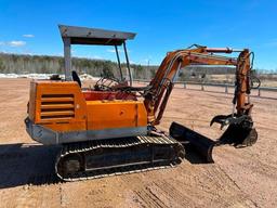 Takeuchi F3 Tiger excavator, OROPS, steel tracks, hyd thumb, front blade, runs & operates, 3,773 hrs