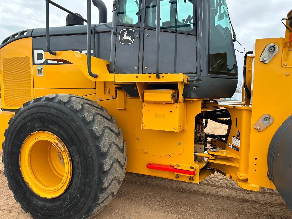 2017 John Deere 724K wheel loader, cab w/AC, 23.5x25 tires, 4-speed powershift trans, GP bucket, 3rd