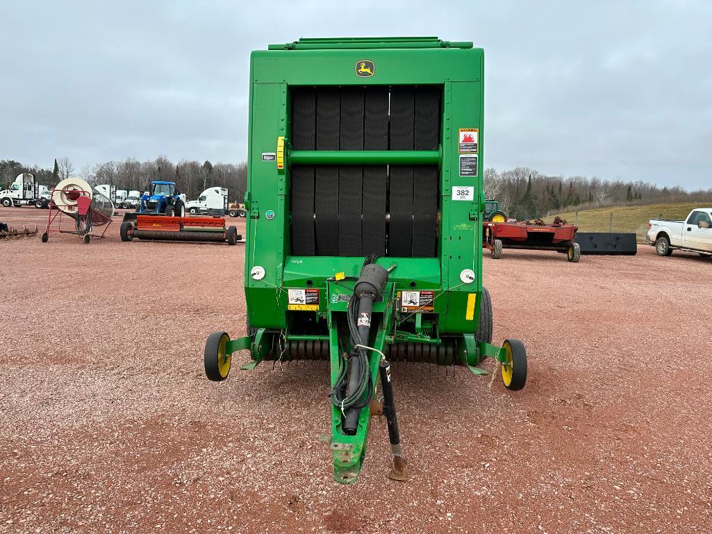 2005 John Deere 467 round baler, twine tie, bale kicker, Mega Wide pickup, 540 PTO, SN: