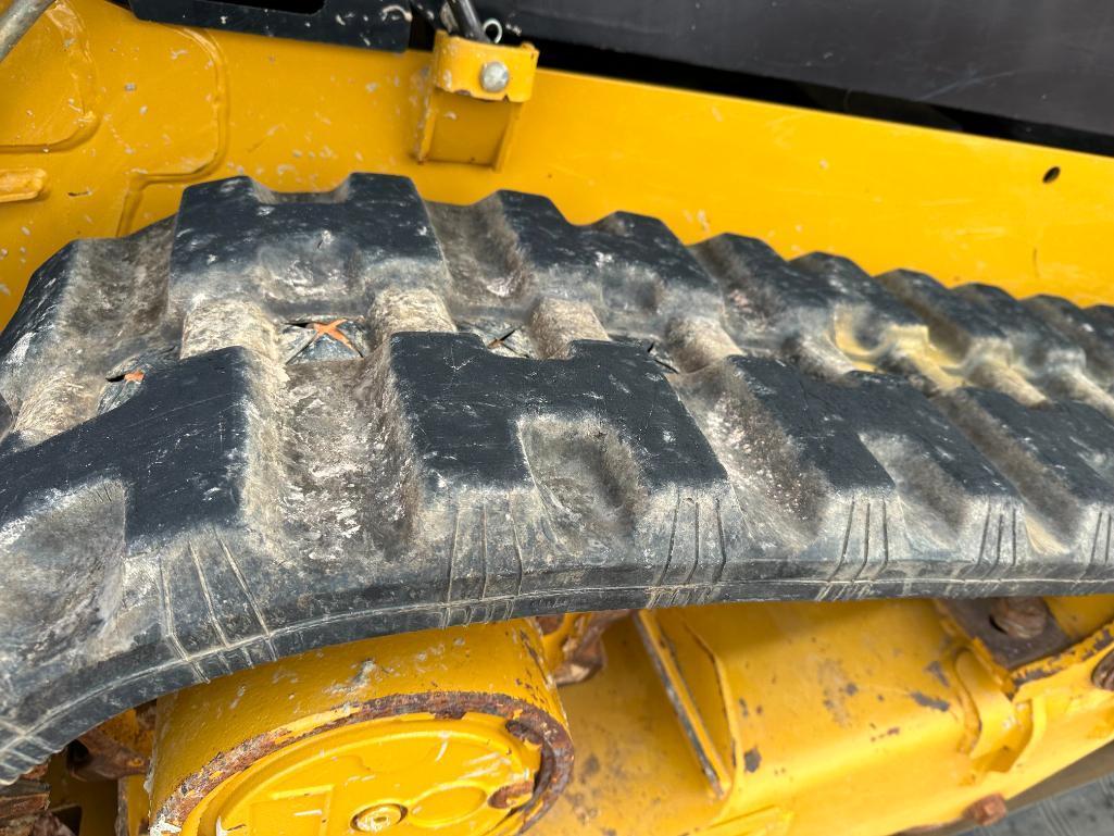 2019 Cat 249D track skid steer, cab w/AC, 12" tracks, aux hyds, hyd quick coupler, bucket, pilot