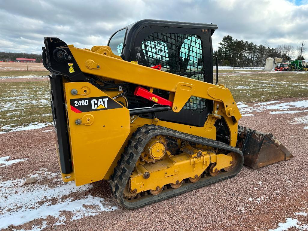 2019 Cat 249D track skid steer, cab w/AC, 12" tracks, aux hyds, hyd quick coupler, bucket, pilot