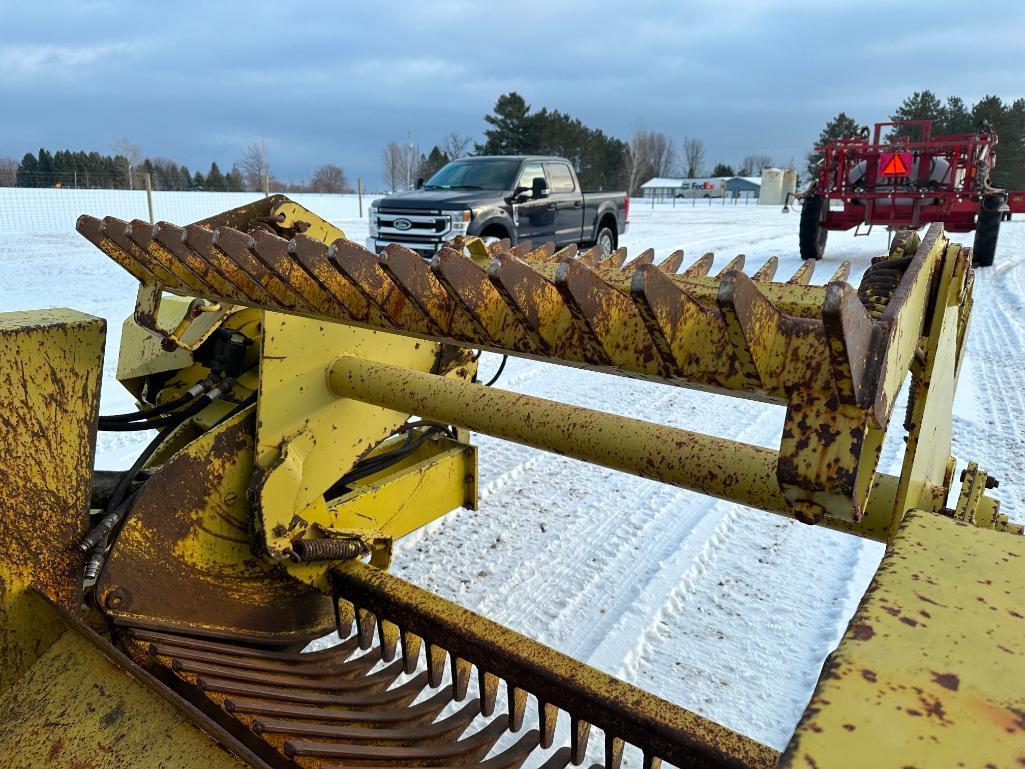 Degelman R570S pull type rock picker, hyd drive, 3-bat reel, hyd dump box, SN: 19946.