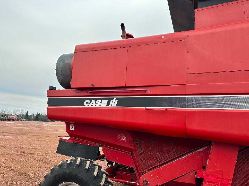 1995 Case IH 2166 combine, CHA, 30.5L-32 drive tires, 3-spd hydro trans, Cummins diesel engine,