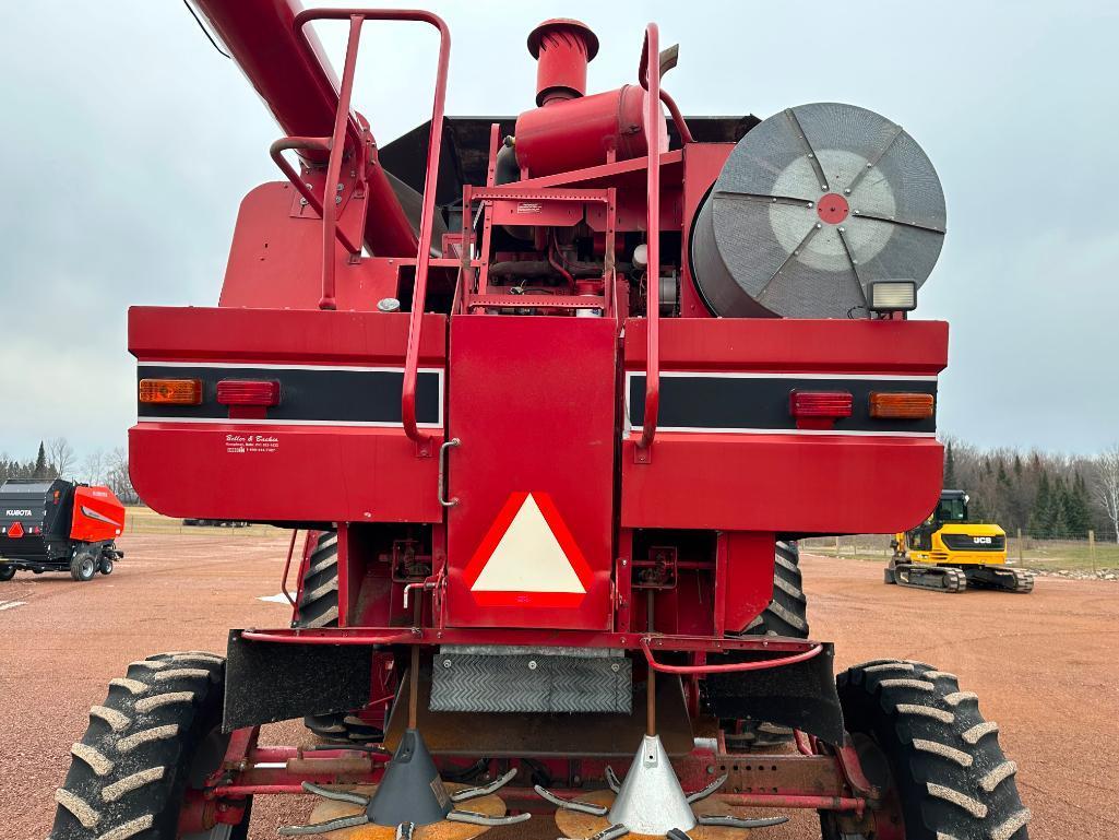 1995 Case IH 2166 combine, CHA, 30.5L-32 drive tires, 3-spd hydro trans, Cummins diesel engine,