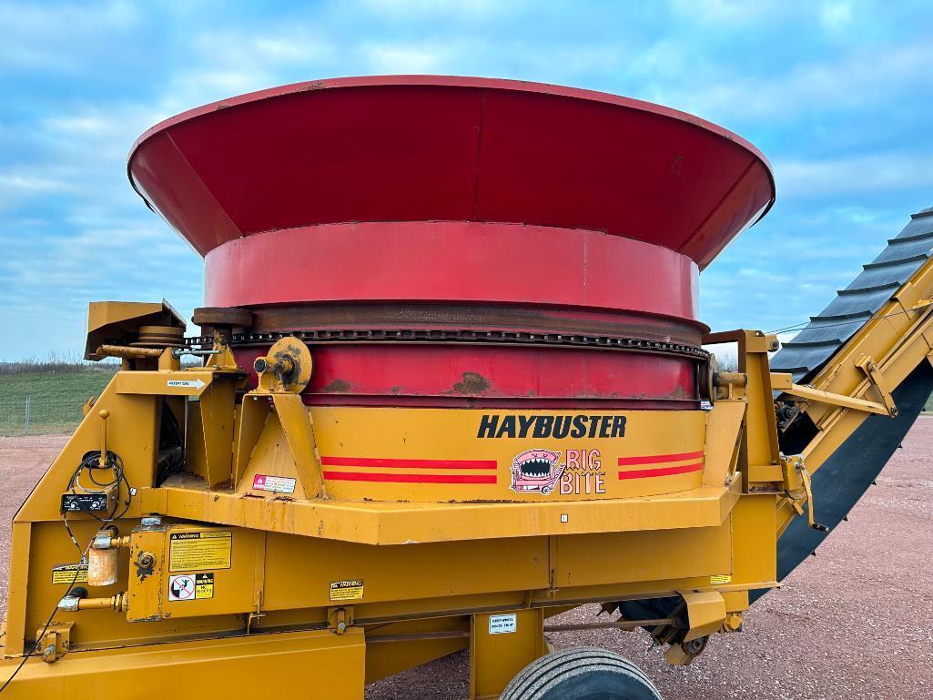 Haybuster H-1000 tub grinder bale processor, 1000 PTO drive, folding rubber belt discharge conveyor,