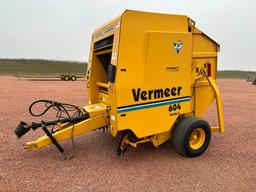 Vermeer 604L round baler, 4'x6' bale, bale kicker, 540 PTO, crowding wheels, twine tie,