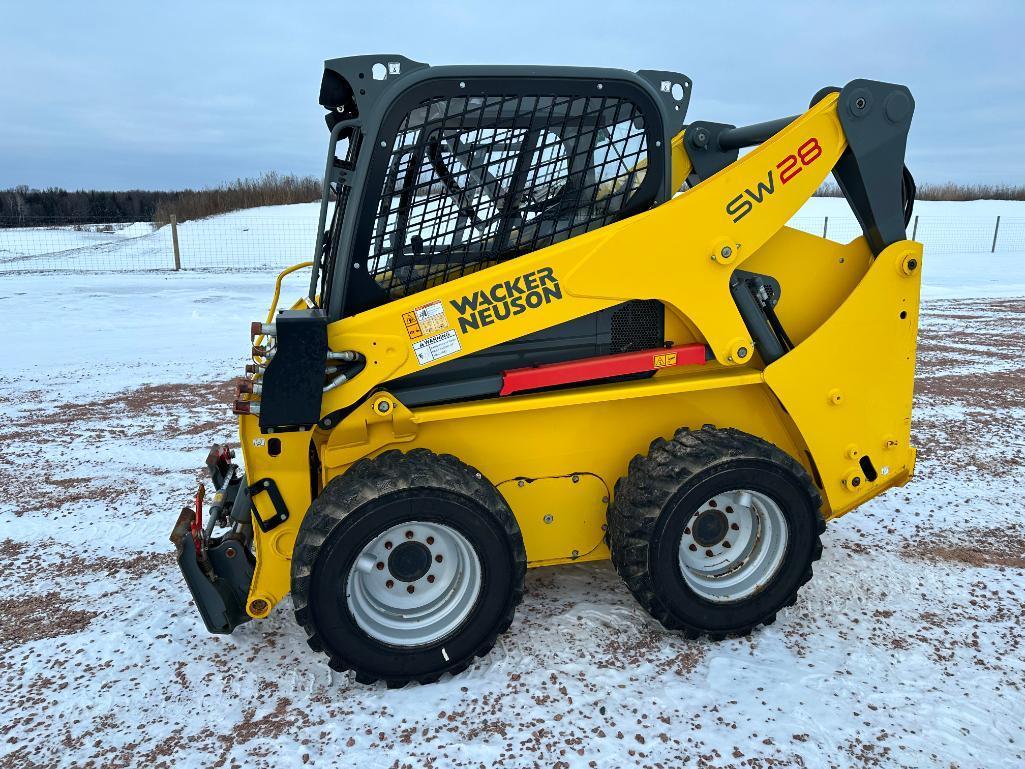 2015 Wacker Neuson SW28 skid steer, cab w/AC, high flow aux hyds, 2-spd, hyd quick coupler, Perkins