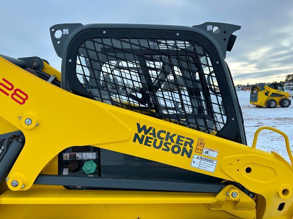 2015 Wacker Neuson SW28 skid steer, cab w/AC, high flow aux hyds, 2-spd, hyd quick coupler, Perkins