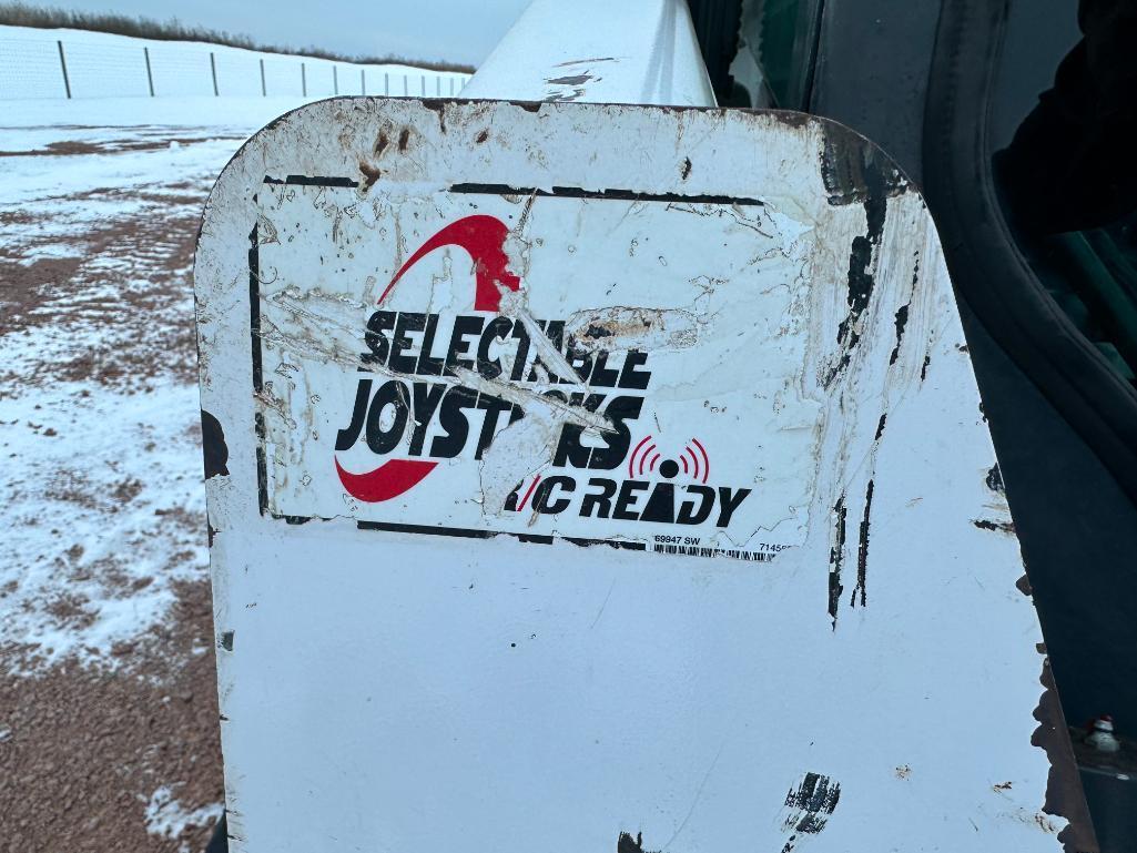 2018 Bobcat T550 track skid steer, cab w/AC, aux hyds, 12 1/2" rubber tracks, Selectable Joystick