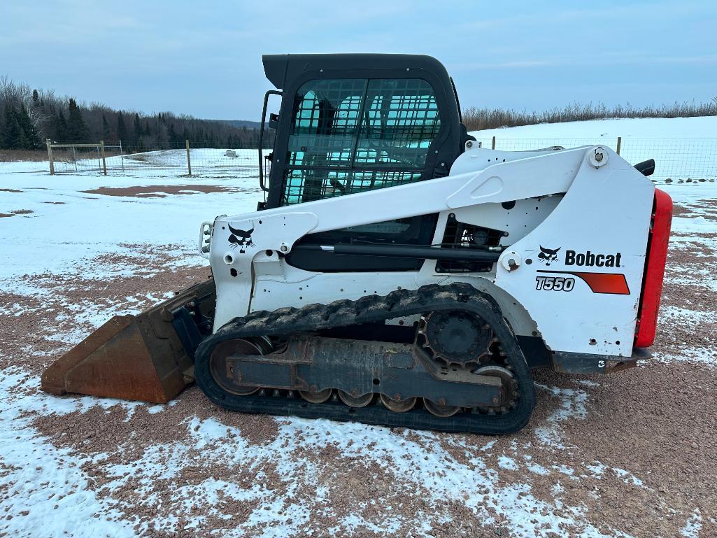 2018 Bobcat T550 track skid steer, cab w/AC, aux hyds, 12 1/2" rubber tracks, Selectable Joystick