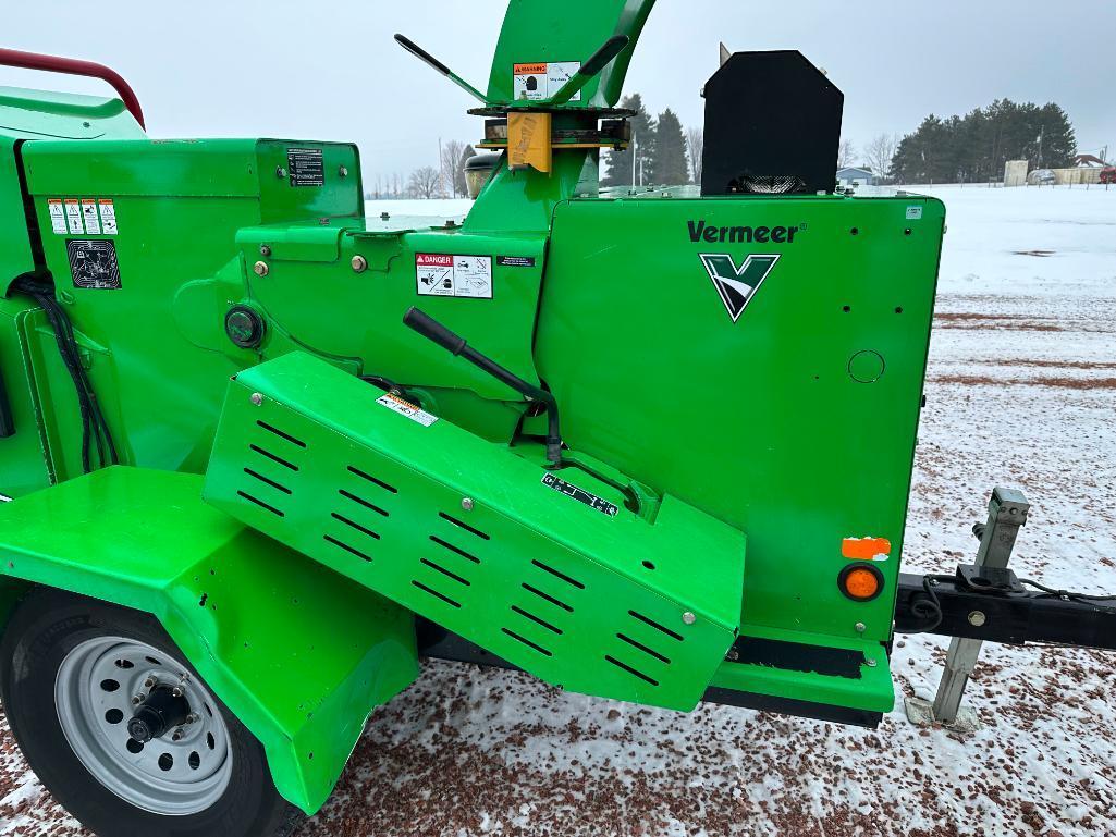 2018 Vermeer BC1000XL portable wood chipper, Deutz diesel engine, 12" feed opening, hyd roll feed,